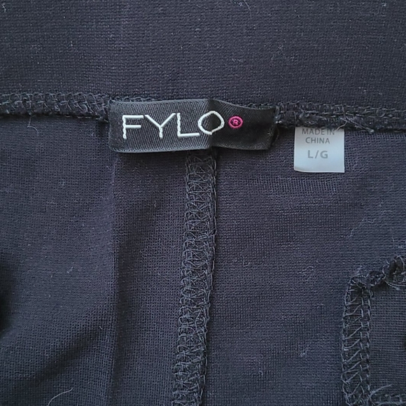 Faux leather front leggings size large - Picture 3 of 4